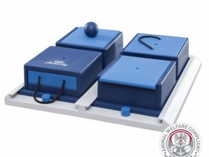 Trixie Dog Activity Poker Box 1